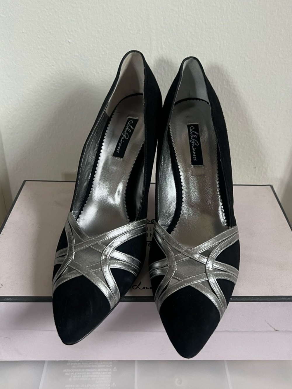 NWT Lulu Guinness black/silver suede heels - Sz 10 / 41